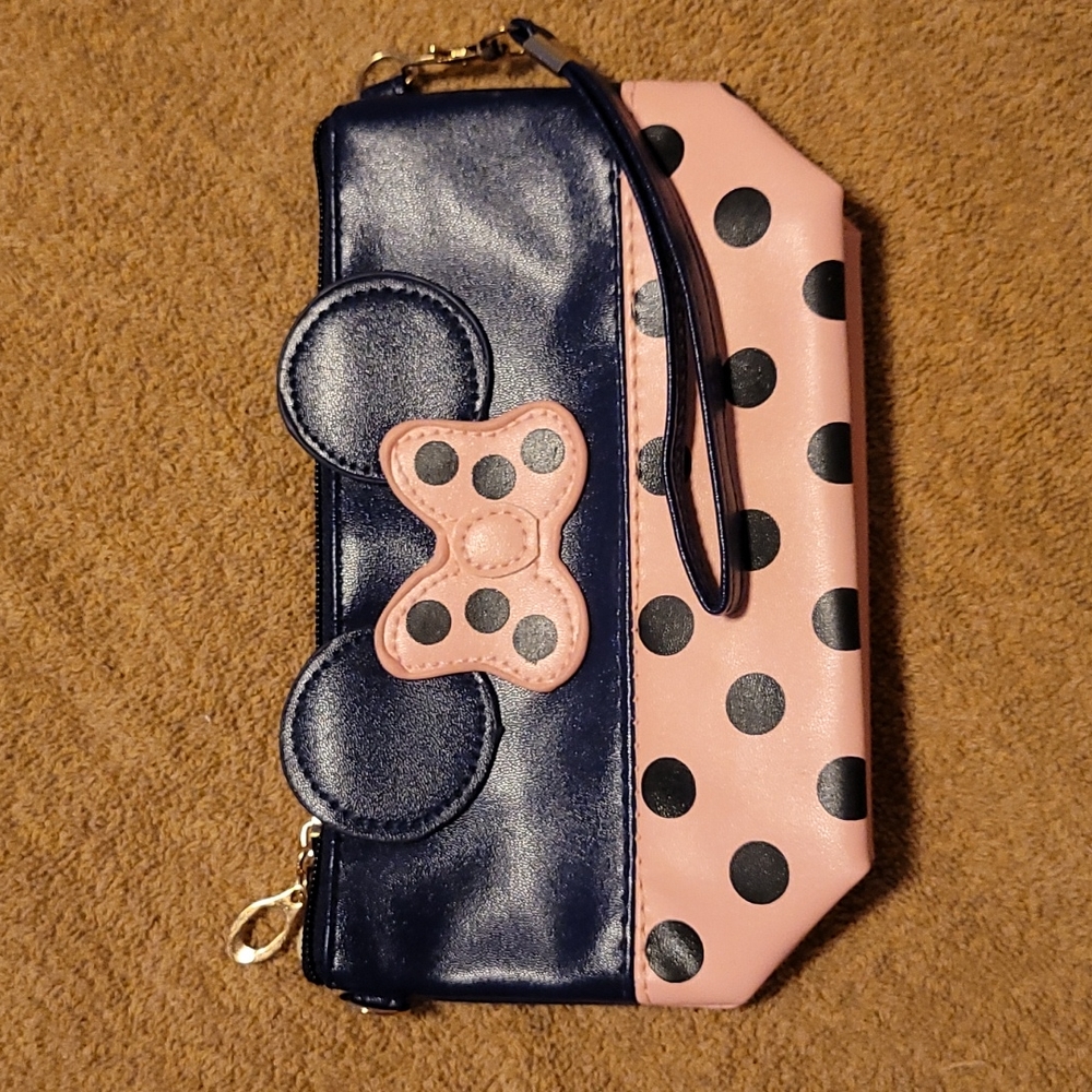 Cute Disney Minnie Mouse Purse   NWOT